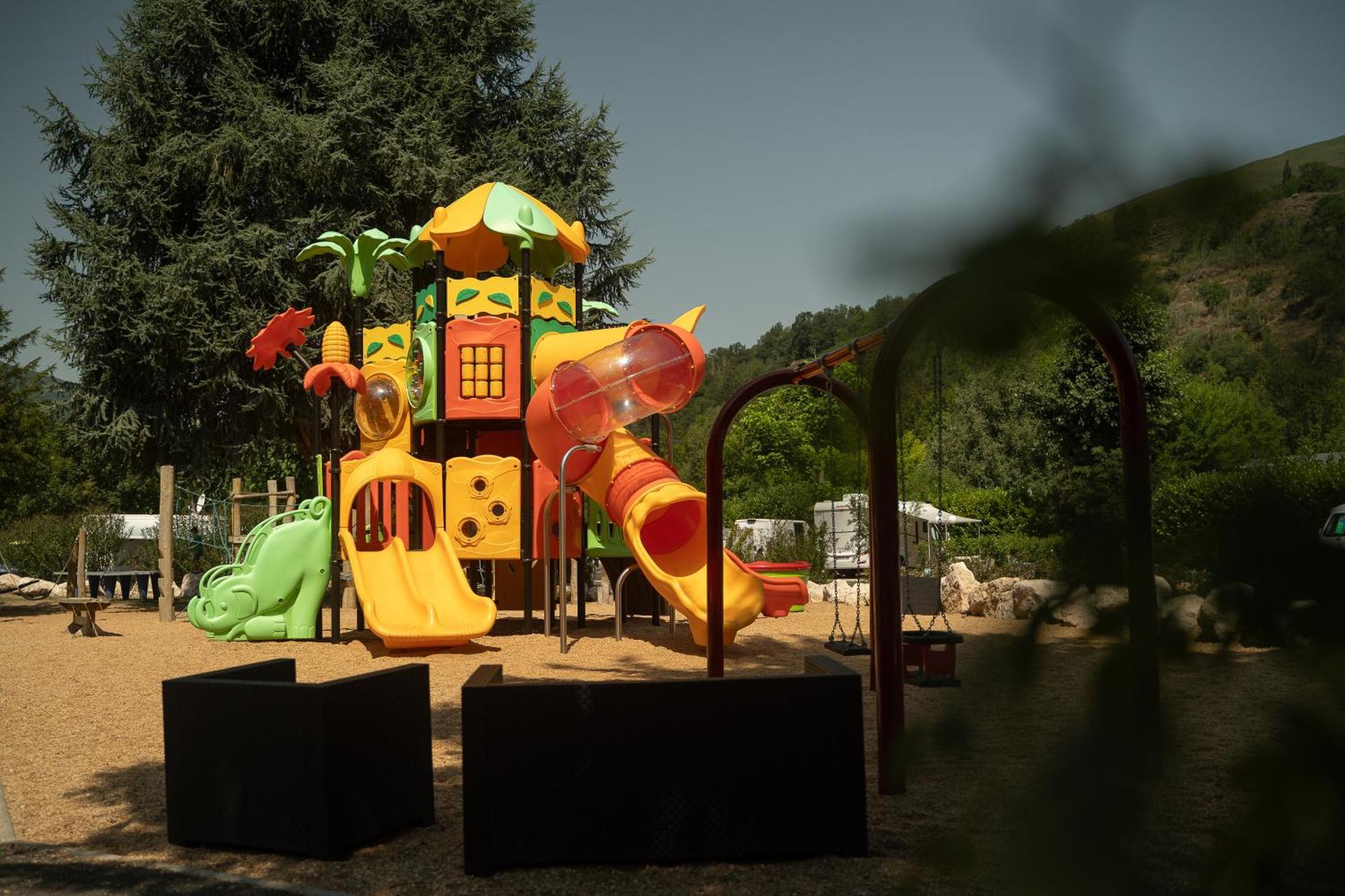 Camping Paradis La Marmotte Ax-les-Thermes Dış mekan fotoğraf